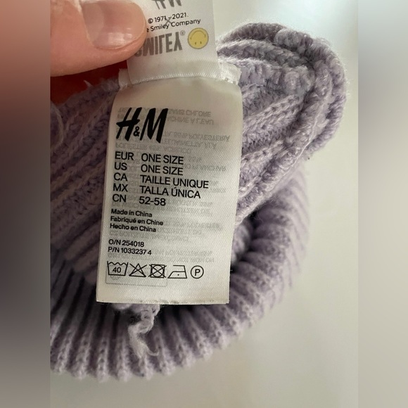 H&M Smiley Face Lavender Knit Beanie - Picture 2 of 5